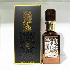 Spray corporel au prix d'usine, <span class=keywords><strong>parfum</strong></span> noix de <span class=keywords><strong>coco</strong></span> noire, <span class=keywords><strong>parfum</strong></span> pour usage quotidien, <span class=keywords><strong>parfum</strong></span> lait de rose, flacon boisé, vente en gros au Moyen-Orient - Product Image 3