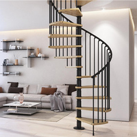 Luxuriöse Wendeltreppe mit Stufen aus Naturholz für Designer-Wohnprojekte Holz-Spiraltreppe