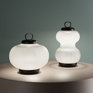 Lámpara de Techo Moderna Minimalista de Cristal Blanco y Negro, Nueva Lámpara de Noche para Dormitorio Infantil, Lámpara Colgante para Sala de Estar u Hotel - Product Image 4