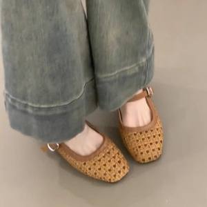 Sandalias de cuña elegantes francesas 2026 para mujer con una sola tira, punta cuadrada, tacón alto, perfectas para combinar con faldas - Product Image 4