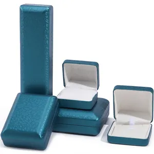 Ingrosso logo personalizzato nuova scatola di gioielli di lusso bracciale braccialetto scatola di immagazzinaggio collana anello in pelle blu scatola di gioielli