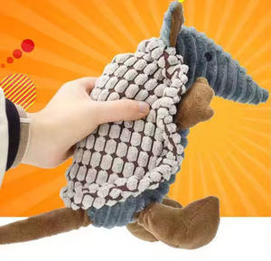 Jouet à mâcher pour chien Kinghon en peluche - Corde en coton interactive qui couine avec design en peluche de pangolin - Product Image 3