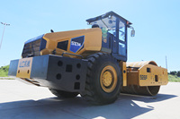 Compacteur de sol SEM 526F 25 tonnes 26 tonnes rouleau de route à tambour unique à vendre