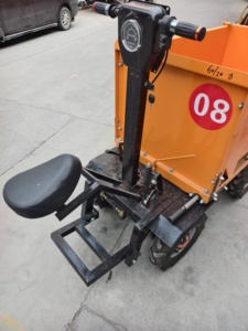 Tricycle benne électrique jaune en acier, chariot fermé à quatre roues, robuste, industriel, thermolaqué - Product Image 3