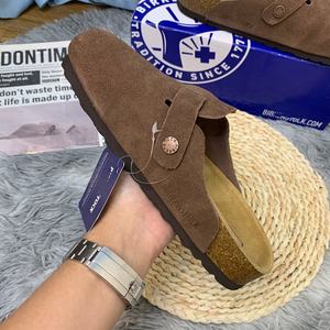 Birkenstocks Confortables d'Hiver pour Femmes, <span class=keywords><strong>Sandales</strong></span> Compensées, Chaussettes à Semelle Épaisse, Cuir Véritable, Bois, Faux Cuir, Fourrure - Product Image 3