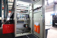 Guillotina Hidráulica Industrial para Corte de Láminas 16x6000 CNC DAC360T, Equipo de Corte para Uso en Fabricación