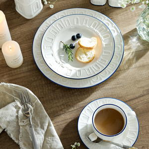 <span class=keywords><strong>Service</strong></span> de vaisselle 24 pièces <span class=keywords><strong>en</strong></span> <span class=keywords><strong>porcelaine</strong></span> céramique, style Ancienne Ville, avec assiettes de présentation florales et bols, élégant pour une table minimaliste - Product Image 4