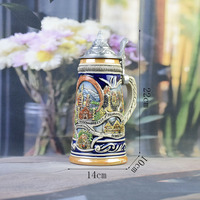 Chope à bière classique allemande en porcelaine 3D en relief avec couvercle en aluminium, poignée écologique et réutilisable pour collection de vin et bière, cadeau