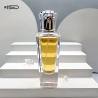Vente en gros Bouteille vide spéciale à de parfum 50ml avec logo personnalisé ODM 50ml Bouteille de parfum de luxe à sertir