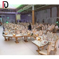 Dubaï style or en acier inoxydable demi-lune plateau en mdf table à manger de mariage