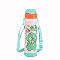Bouteille d'eau isotherme en acier inoxydable pour enfants avec sangle réglable et gobelet intégré, idéale pour les pique-niques, la randonnée et les voyages, anti-fuite