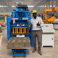 Machine de fabrication de blocs de béton pleins et creux CANMAX QT4-25PLC-A pour pavés autobloquants – Prix