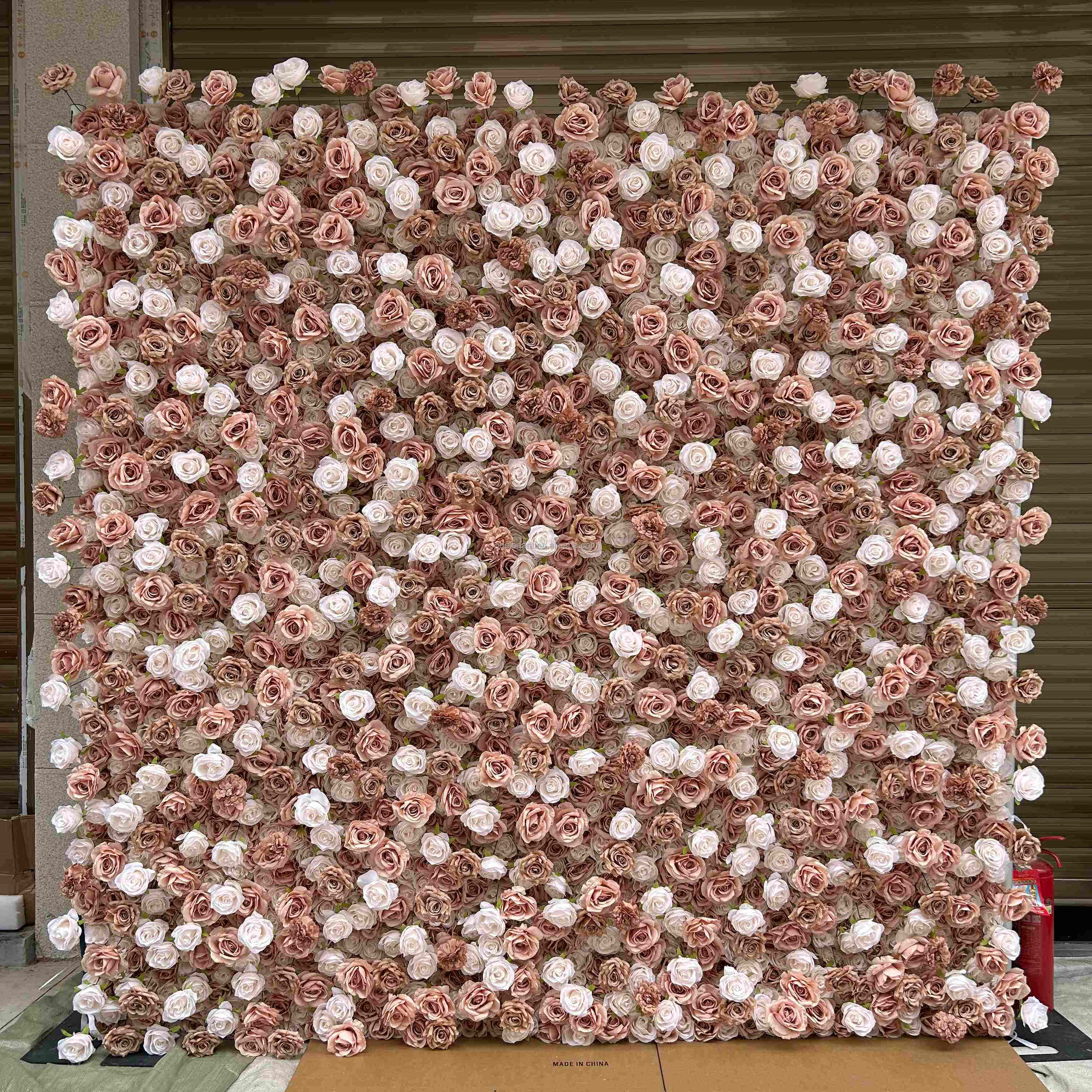 How to Choose the Best Roll Up Fabric Artificial Flower Backdrop, image size:3024x3024