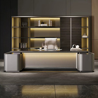 Bureau de direction moderne noir de luxe, table de patron, grand bureau en forme de L, poste de travail haut de gamme, mobilier de bureau commercial design