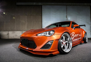 Rueda Forjada de Aleación T6061 de 5 Radios, Estilo Borui VSFK, de 2 Piezas, Diseñada para Autos de Pasajeros con PCD 5x114.3 y 5x120.17 -20 Pulgadas - Product Image 4