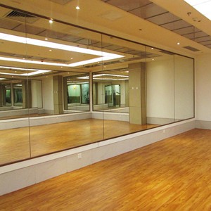 <span class=keywords><strong>Miroir</strong></span> mural sans cadre pour salle de sport et studio de danse, en verre trempé de qualité garantie, <span class=keywords><strong>prix</strong></span> usine abordable, usage commercial - Product Image 6