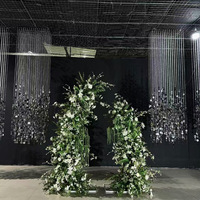 ROMANTIC Rideau de perles en acrylique argenté avec pendentifs en cristal et sequins, chaîne de perles à suspendre au plafond, décoration de toile de fond de scène de mariage