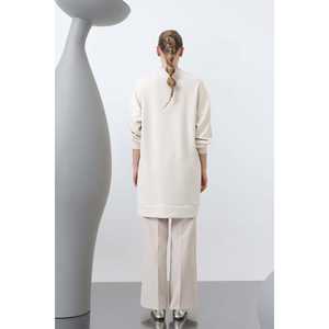 Tunique minimaliste pour femme, manches longues, tricot doux, noir, à porter toute l'année - Product Image 6