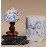Bougie parfumée de luxe écologique haut de gamme, multicolores, en cire de soja, dans un pot en céramique moderne, parfum d'ambiance longue durée pour la maison