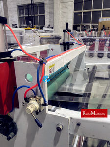 Machine de production de feuilles transparentes en plastique PVC PET WPC ABS/PP/TPU/PC/PMMA Haute productivité Roulement et moteur - Product Image 5