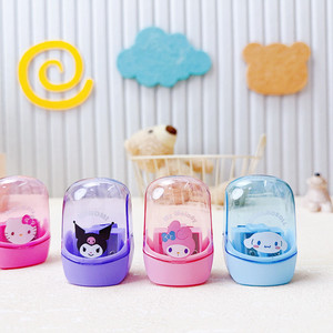 Sanrio Taille-crayon en plastique coloré de dessin animé mignon Taille-crayon manuel Capybara Stitch - Product Image 2