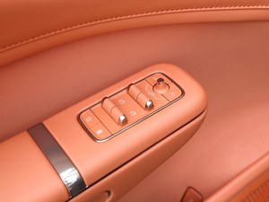 Nuova Auto Ibrida PHEV LYNK & <span class=keywords><strong>CO</strong></span> 900 2026 con Autonomia EV di 220KM, Edizione Halo 1.5T a 5 Posti a Prezzo Conveniente - Product Image 6