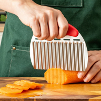 Groente-golfmes Grote gegolfde snijder Antislip handvat Roestvrij staal Frietmes Komkommer Wortel Aardappel snijder