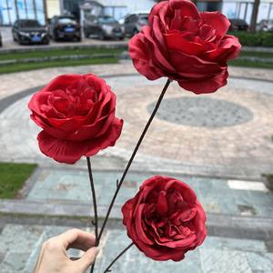 Flores Artificiales de Seda Plástica en Relieve de la Serie Roja, Decoración de Flores Artificiales para Hoteles, Arreglo de Peonías, Rosas e Hortensias para Bodas - Product Image 5