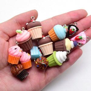 Miniaturas <span class=keywords><strong>de</strong></span> Resina <span class=keywords><strong>de</strong></span> Manna Simulation, Adornos <span class=keywords><strong>de</strong></span> Comida <span class=keywords><strong>de</strong></span> Chocolate y Frutas para Hacer Aretes, Llaveros y Accesorios para el <span class=keywords><strong>Cabello</strong></span> - Product Image 1