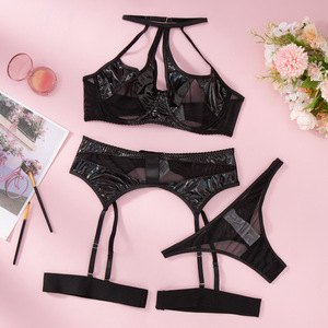 ชุดชั้นในเซ็กซี่สำหรับผู้หญิง ชุดใหม่ตาข่ายผสมหนัง สายคล้องคอ ชุดชั้นในสุดสนุก ชุดสี่ชิ้นสำหรับผู้หญิง - Product Image 5