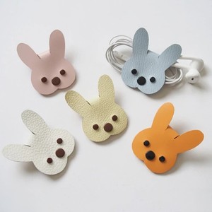 Bán Buôn Thỏ Keychain Dễ Thương Chìa Khóa Xe Chuỗi Thời Trang Túi Quyến Rũ Mặt Dây Chuyền Cô Gái Quyến Rũ Quà Tặng Túi Xách Trang Trí Phụ Kiện - Product Image 2