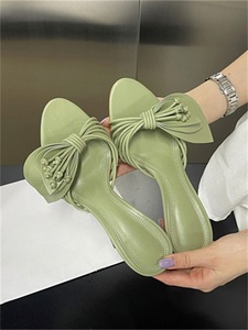 Nouvelles sandales à talons hauts à enfiler, style européen et américain, motif floral vert, bout ouvert, talon aiguille, collection 2025 - Product Image 5