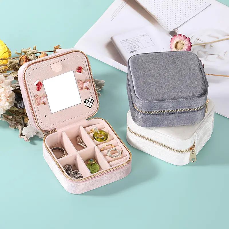 Custom Travel Jewelry Boxes Organizer PU Velvet Travel Case With Mirror Heart Round Square Storage Organizer Box