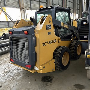 Cargadora de Dirección Deslizante con Ruedas XC7-SR08B de Uso Pesado con Bomba PLC y Caja de Cambios, 1 Año de Garantía para Trabajos Municipales y Agrícolas - Product Image 3