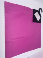 Tissu durable 210T en taffetas rose avec revêtement PU, teinture unie, avec 12000 mm WR, pour poncho/vêtements de pluie/imperméable