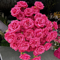 Rose naturelle artificielle à 3 têtes fleur simulée à une branche de diamant rose pour les accessoires de salle de mariage et la décoration de la maison en gros