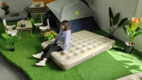 Matelas gonflable personnalisé en PVC au design moderne pour voiture, voyage, camping, école et hôpital, lit de taille fabricant en gros