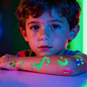 Tatuaggi Temporanei Fluorescenti Personalizzati che si Illuminano al Buio, Motivi di Animali Cartoon, Adesivi Impermeabili per Viso e Corpo per Donne e Bambini - Product Image 3