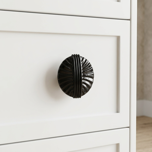Poignée de tiroir ronde moderne en fonte, noire brillante, à insertion par boulon, pour décoration intérieure de luxe pour hôtels et maisons - Product Image 1