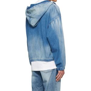 Sweat à capuche zippé en denim 100% coton personnalisé, fin, avec poche plaquée, bleu délavé, épaules tombantes, coupe courte - Product Image 4
