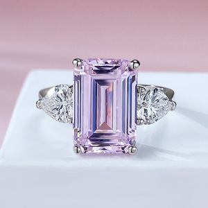Bague en pierres précieuses simulées Taille émeraude <span class=keywords><strong>5</strong></span> <span class=keywords><strong>Carats</strong></span> 12*8 Design personnalisé Bague en diamant de sucre pour femme - Product Image 6
