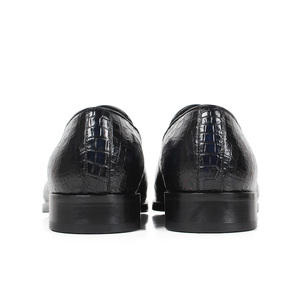 DRACONIS Mocasines de Piel de Cocodrilo Genuina Hechos a Medida para Hombre, Color Negro Ébano, Zapatos de Vestir de Lujo Sin Cordones - Product Image 6
