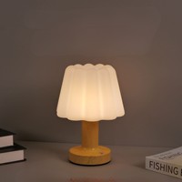Lampe de chevet rechargeable en forme de pudding