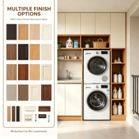 Meuble de buanderie moderne sur mesure pour salle de bain et balcon, avec lave-linge et sèche-linge superposés, sans poignée, en bois clair, étagère ouverte, quartz gris