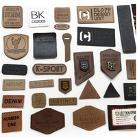 Patchs de chapeau rectangulaires en cuir PU lavable, personnalisables au laser, auto-adhésifs, gaufrés, avec forme personnalisable et de haute qualité