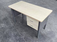 Bureau d'enseignant en métal contemporain de haute qualité Hauteur fixe Conception écologique ergonomique durable pour l'utilisation du bureau à domicile en classe