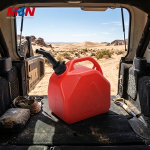 Bidon d'huile en plastique HDPE durable MSN de 5 L avec <span class=keywords><strong>bec</strong></span> <span class=keywords><strong>verseur</strong></span> unique et verrou de sécurité pour enfants, compatible <span class=keywords><strong>essence</strong></span> et diesel, avec garantie d'un an - Product Image 1
