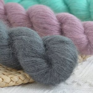50 Gramos <span class=keywords><strong>de</strong></span> <span class=keywords><strong>Lana</strong></span> <span class=keywords><strong>de</strong></span> Mohair <span class=keywords><strong>y</strong></span> <span class=keywords><strong>Alpaca</strong></span> para Niños, Mezcla Decorativa Teñida, Ignífuga, para Tejer Bufandas <span class=keywords><strong>y</strong></span> Chales - Product Image 2