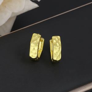 ต่างหูห่วงทองเหลืองชุบทอง 24K จาก JXX Wholesale เหมาะสำหรับงานแต่งงาน งานหมั้น หรือเป็นของขวัญ - Product Image 3