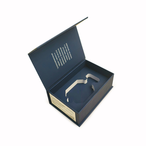 Boîte cadeau de parfum de luxe, style livre, <span class=keywords><strong>à</strong></span> rabat, avec doublure en EVA et impression UV <span class=keywords><strong>à</strong></span> <span class=keywords><strong>l</strong></span>'<span class=keywords><strong>intérieur</strong></span> - Product Image 1